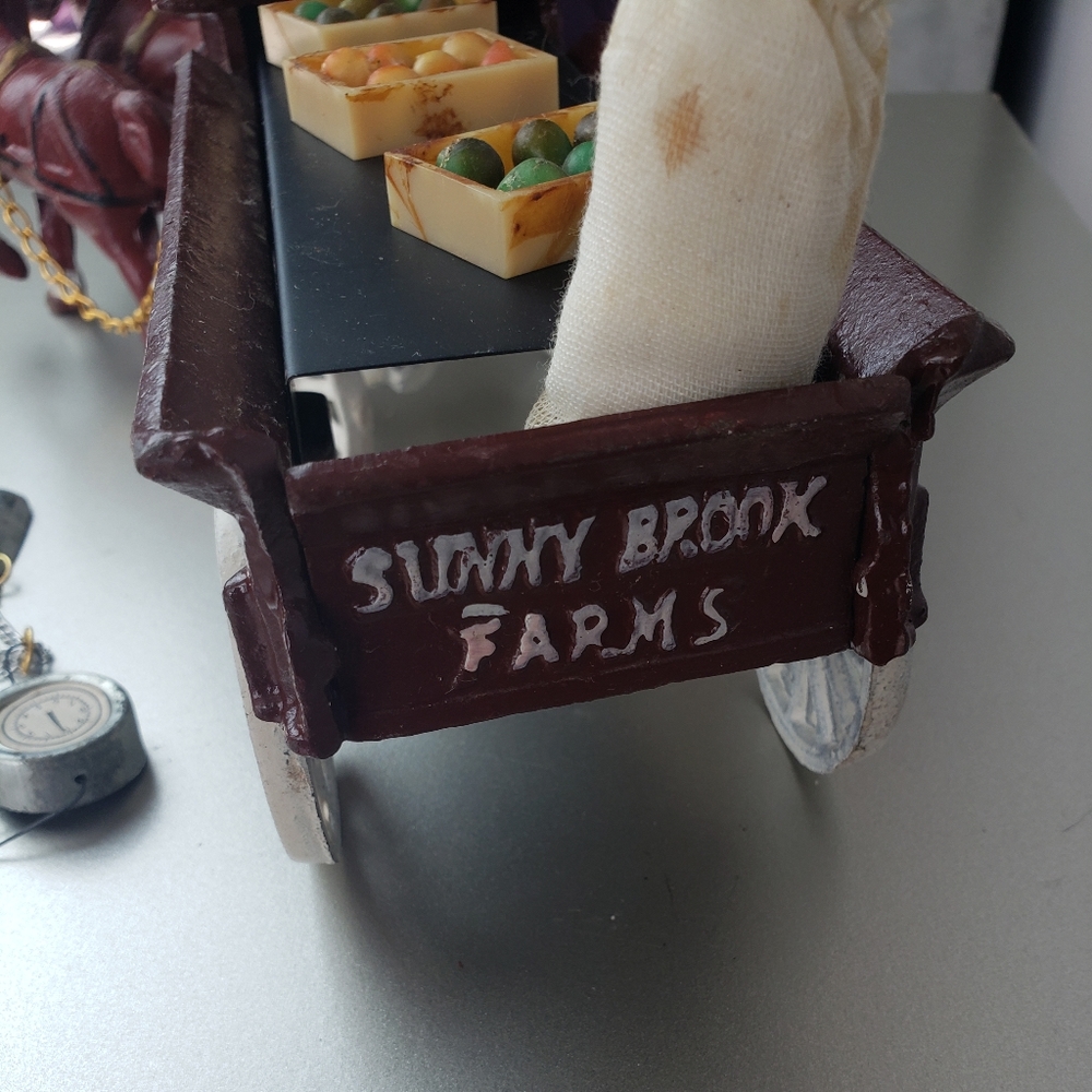 Vintage Cast Iron Horse and Wagon - Picture 6 of 8
